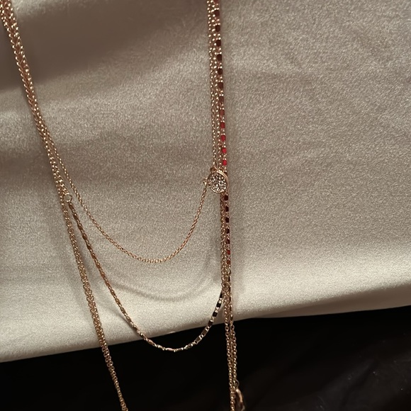 Layered Rose Gold Necklace 💗 - Picture 2 of 7